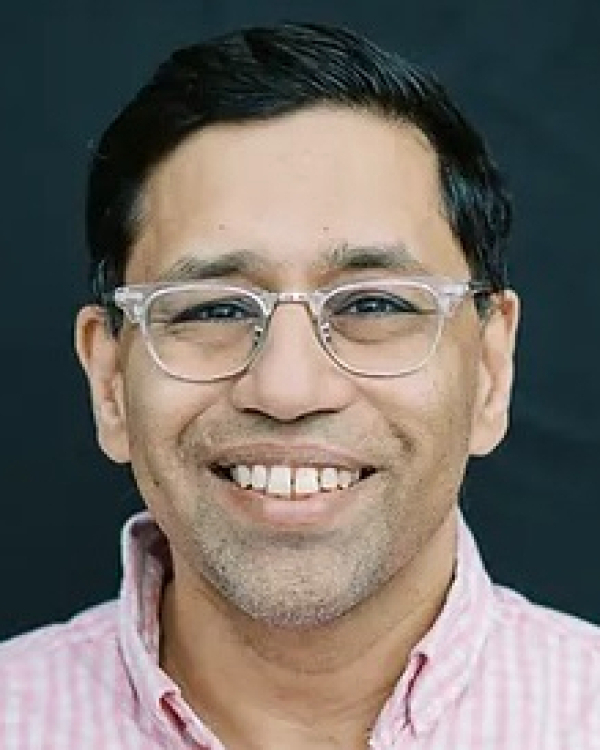 Santosh Ninan Photo